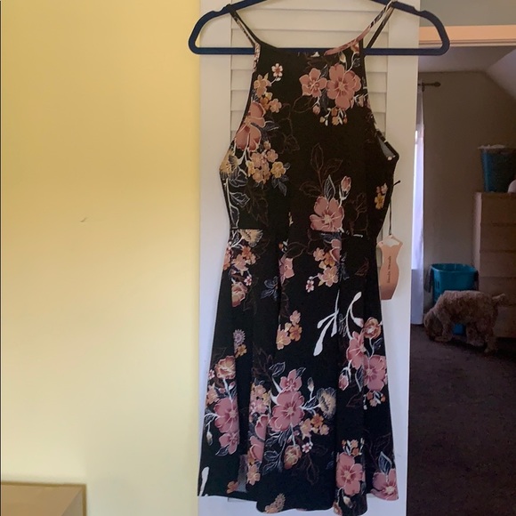 Haute Monde Dresses & Skirts - Floral Dress